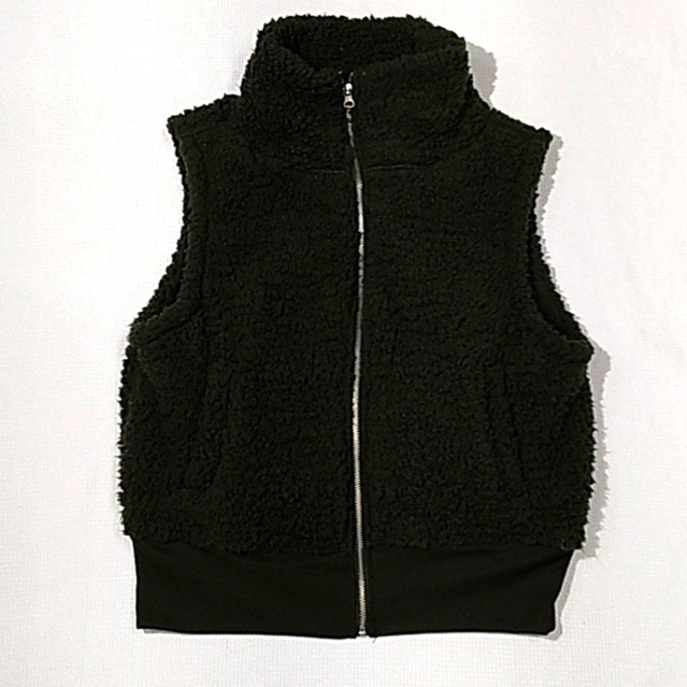 Sherpa Olive Green Vest Size Large Love & Joy By FCT‎ New With Tags